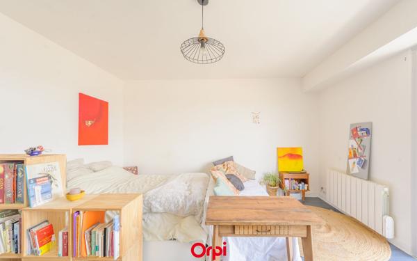 Appartement à vendre    1 pièce •  La Rochelle