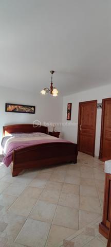 Maison traditionnelle de 250 m²