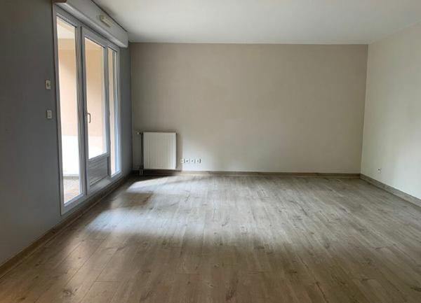 Appartement à louer    2 pièces • 54,85 m2 Gif-sur-Yvette