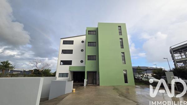 Immeuble à vendre 1 040 m² L'Étang-Salé