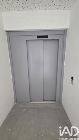 Immeuble à vendre 1 040 m² L'Étang-Salé