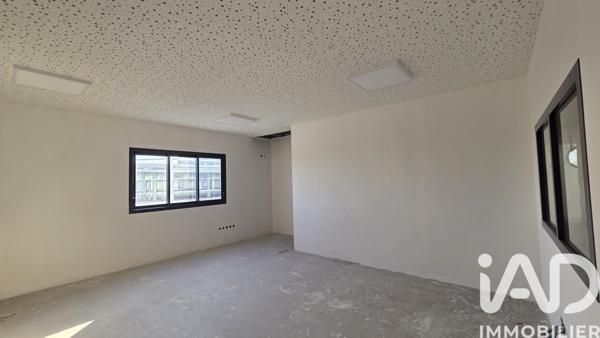 Immeuble à vendre 1 040 m² L'Étang-Salé