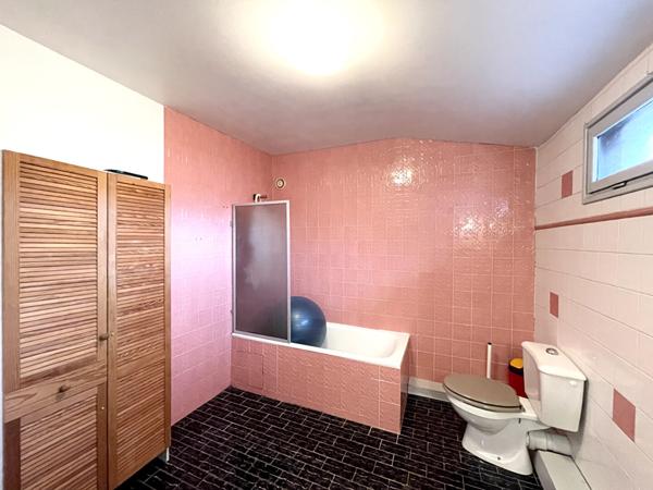 Maison Pessac intra rocade 7 pièces 150 m2 4 chambres sur 1393m² de terrain