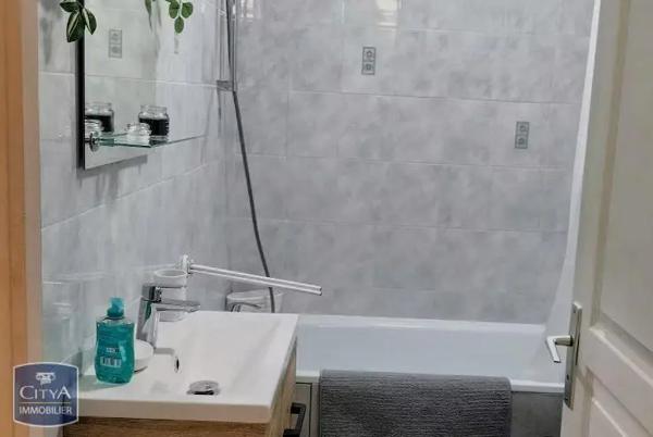 Appartement à louer 1 pièce 26.21m²