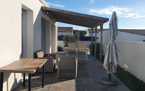 Maison à vendre    3 pièces •  Le Gué-d'Alleré