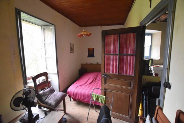 Maison 52 m², 3 pièces, jardin, caves.