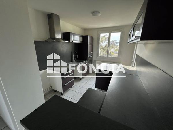 Location Appartement 4 pièces 73 m² - Saphir Romans Sur Isere 26100