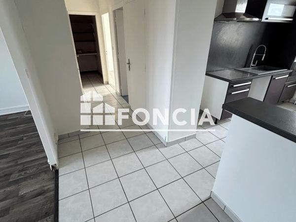 Location Appartement 4 pièces 73 m² - Saphir Romans Sur Isere 26100