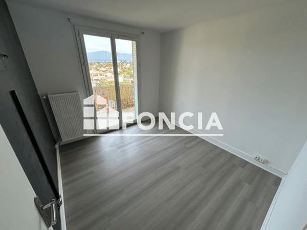 Location Appartement 4 pièces 73 m² - Saphir Romans Sur Isere 26100