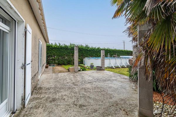 Maison Cherves Richemont 4 pièce(s) 139 m2 Nouveau prix