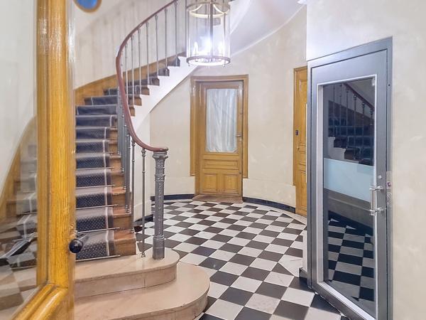 Paris (75009) Le charme parisien et de l'Haussmannien au cœur de la capitale