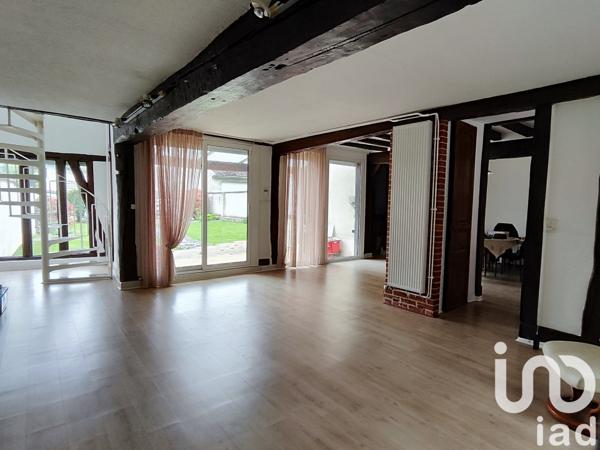 Maison 12 pièces de 445 m² à Châlons-en-Champagne (51000)
