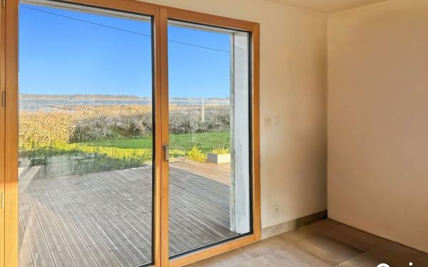 Maison à vendre    5 pièces • 150 m2 Locmariaquer