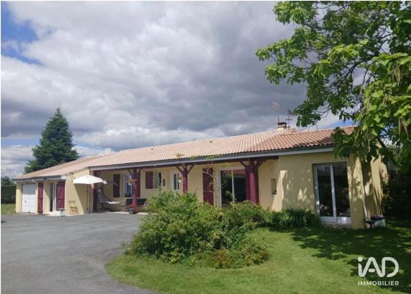 Maison à vendre 7 pièces 144 m² Montaigu-Vendée