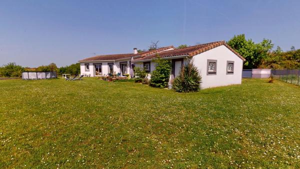 Maison 5 pièces,150 m2 de plain pied avec garage