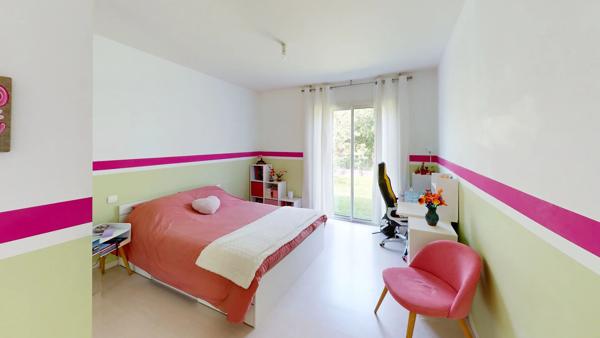 Maison 5 pièces,150 m2 de plain pied avec garage