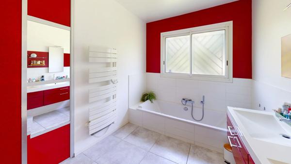 Maison 5 pièces,150 m2 de plain pied avec garage