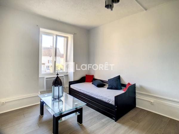 Location appartement près de PORT SUR SAONE - 1 pièce(s) - 38 m² - 300 €/mois