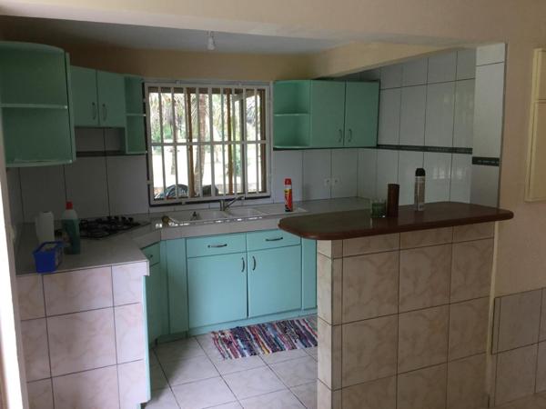 Immeuble à MATOURY, 97351 - 254m²