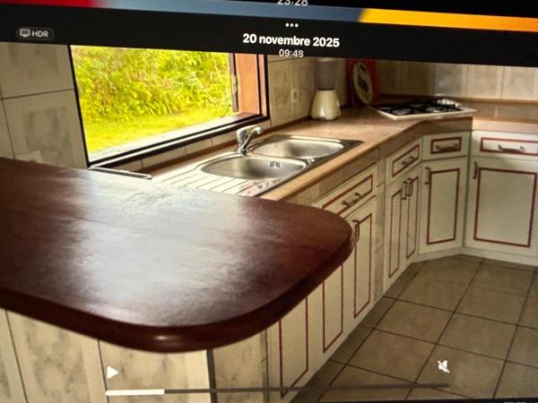 Immeuble à MATOURY, 97351 - 254m²