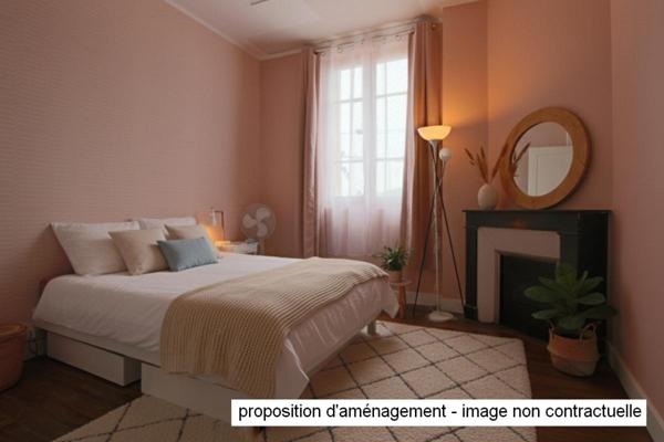 Ancien prieuré de 1865 - Charme, espace et potentiel à 10 min de Soissons