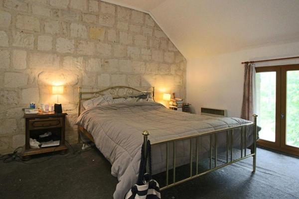 Ancien prieuré de 1865 - Charme, espace et potentiel à 10 min de Soissons