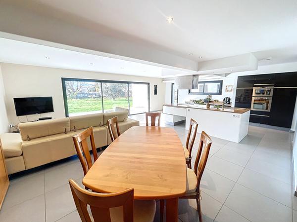 MAGNIFIQUE VILLA MODERNE A VENDRE A VERNIOLLE