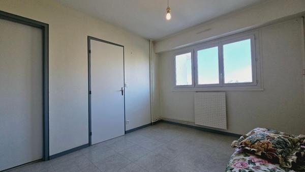 BOURGES APPARTEMENT 46M² 2 PIECES BALCON ASCENSEUR