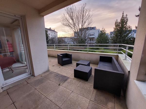 Annexe + parking + appartement