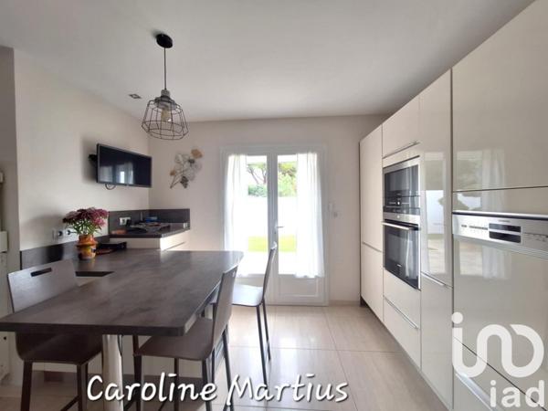 Maison à vendre 6 pièces 142 m² Angoulins