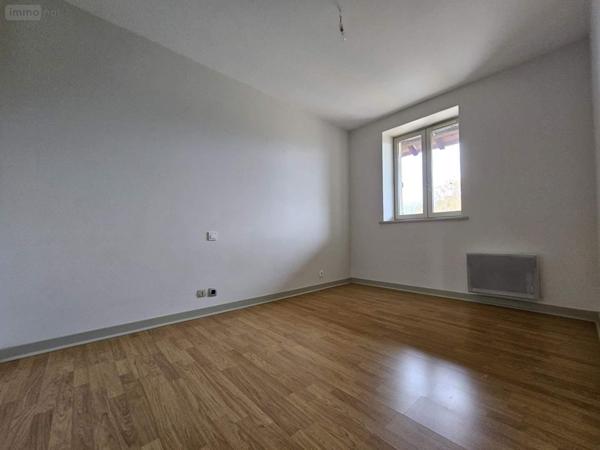 Appartement à louer à Crottet dans l'Ain (01290), ref : 008/2321
