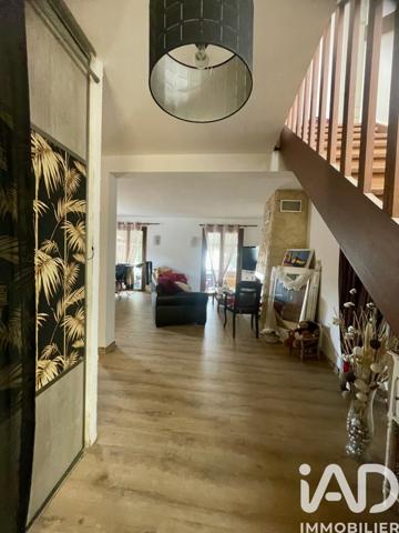 Maison à vendre 5 pièces 103 m² Saint-Estève