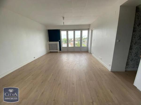 Appartement à louer 4 pièces 84.3m² Le Mans (72100)