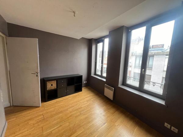 A LOUER : T2 à LILLE • Lille centre - rue du Sec Arembault • 810 € CC • Réf. 51-31