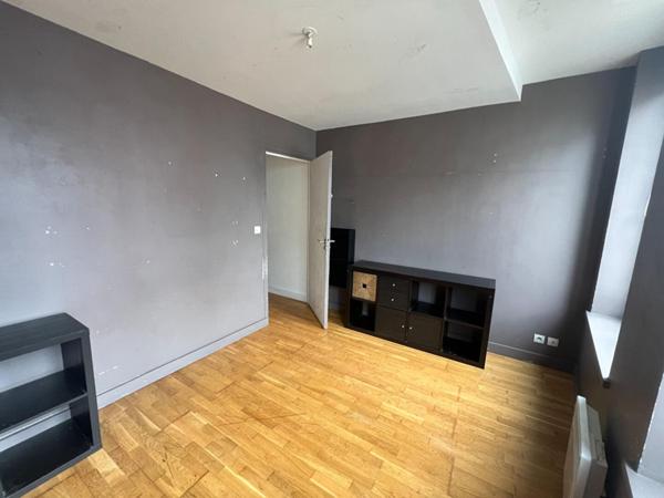 A LOUER : T2 à LILLE • Lille centre - rue du Sec Arembault • 810 € CC • Réf. 51-31
