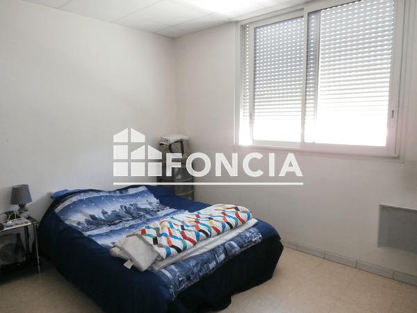 Location Appartement 2 pièces 46.64 m² - 52 RUE MONTBRON Angouleme 16000