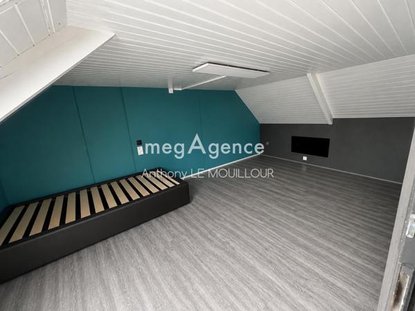 Maison à CALAN, 56240 - 8 pièces 220m²