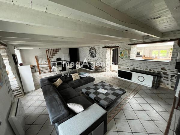 Maison à CALAN, 56240 - 8 pièces 220m²