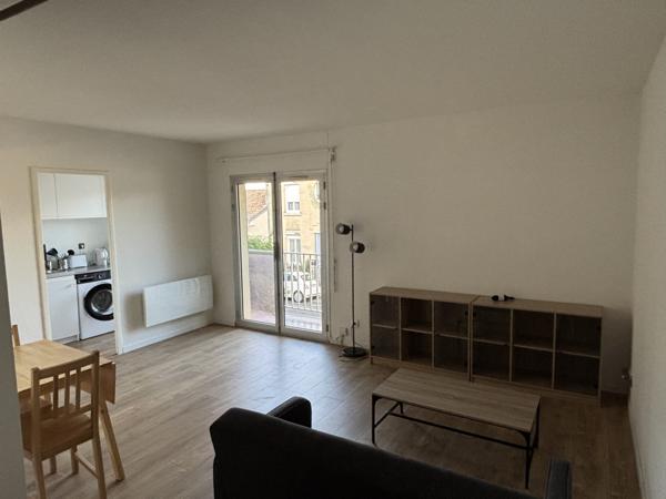 Appartement meublé 1 pièce 34 m2 avec balcon