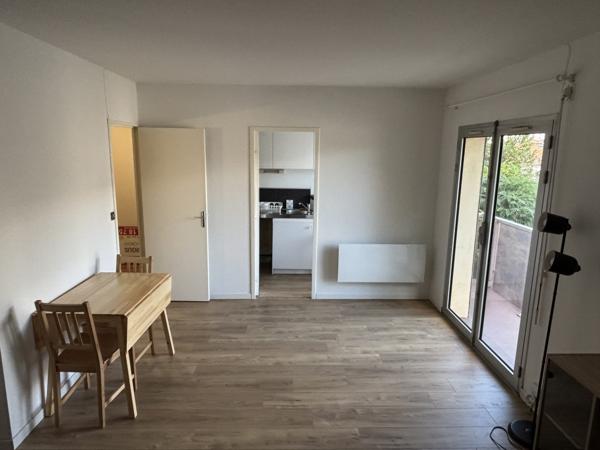Appartement meublé 1 pièce 34 m2 avec balcon