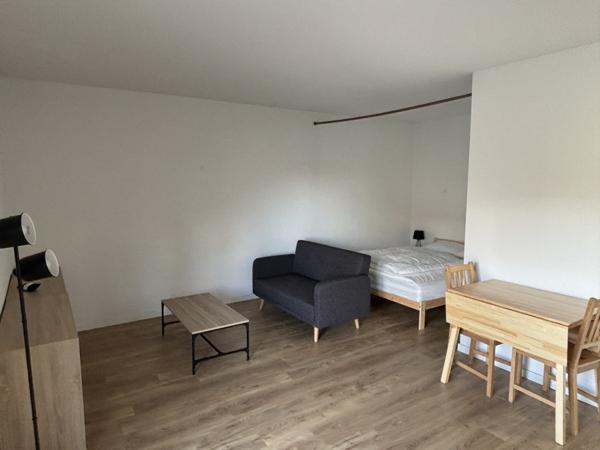 Appartement meublé 1 pièce 34 m2 avec balcon