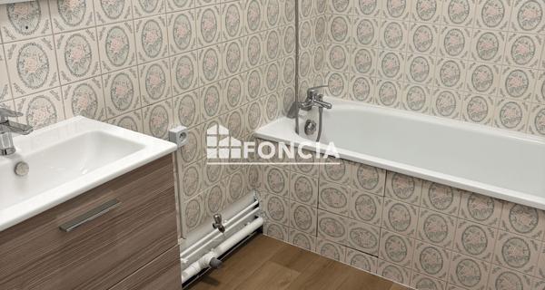 Location Appartement 2 pièces 51.67 m² - Bordeaux 33000