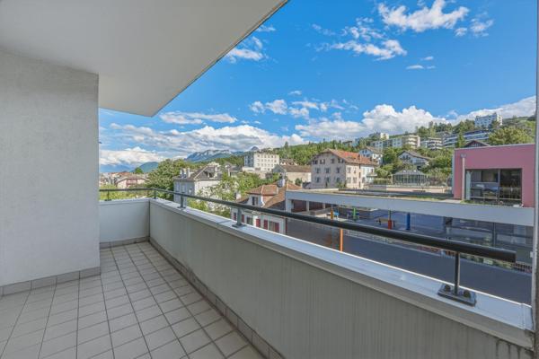 Vente Appartement de luxe Évian-les-Bains 5 Pièces 120 m²