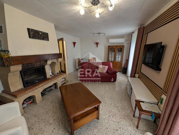 Charmante maison de plain pied à vendre à 10 minutes de Montpon- Exclusivité ERA RENAUD IMMOBILIER