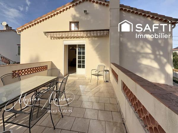 MAISON COMPOSÉE DE  2 APPARTEMENTS  F3 - TERRASSES - SAINT AYGULF (83370)
