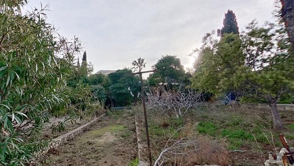 MAISON COMPOSÉE DE  2 APPARTEMENTS  F3 - TERRASSES - SAINT AYGULF (83370)