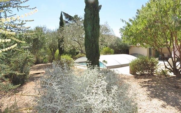 Maison à vendre    4 pièces •  Rodilhan