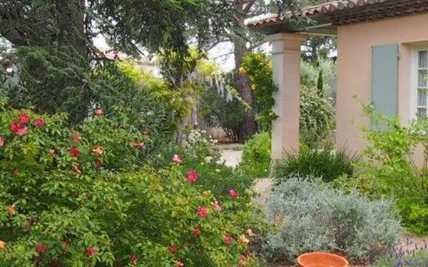 Maison à vendre    4 pièces •  Rodilhan