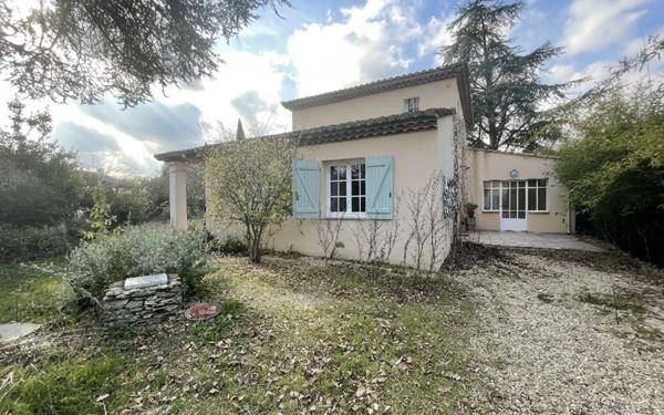 Maison à vendre    4 pièces •  Rodilhan