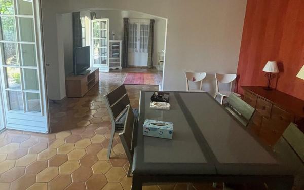 Maison à vendre    4 pièces •  Rodilhan